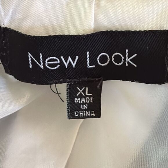 New Look - Picture 6 of 8